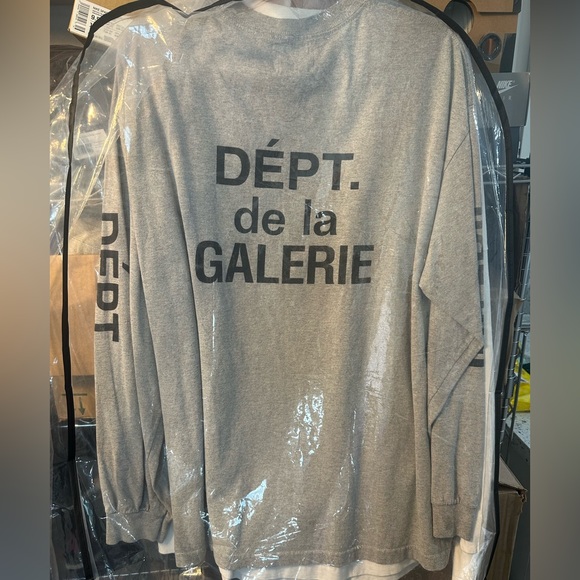 RARE Gallery Dept French Souvenir Logo Grey size Large